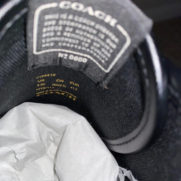 COACH LOW TOP SNEAKER - Picture 5 of 11